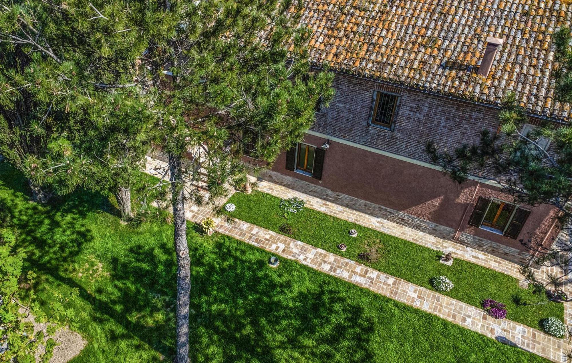 Beautiful Home In Cappone Di Vallefoglia Parrochia di Ripe Bagian luar foto